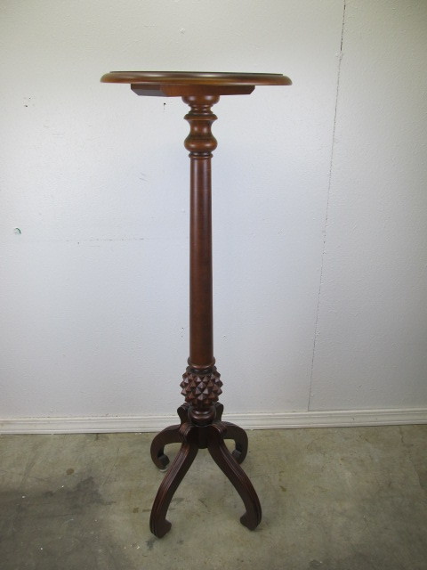 lot 6 image: LIKE NEW Ethan Allen Cherry Wood Pedestal TableStand