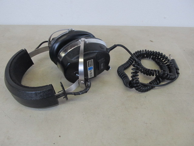 lot 14 image: Vintage KOSS XTR-9 Headphones