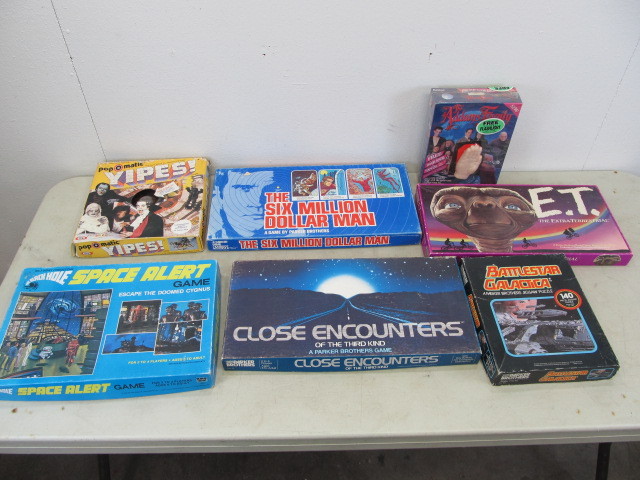lot 20 image: Lot of Vintage SCI-FI Related Board Games