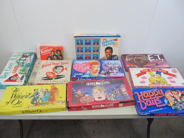 lot 21 image: Lot of Vintage TV & Movie Related Board Games