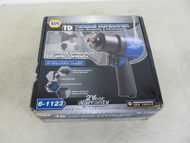 lot 48 image: LIKE NEW in Box NAPA Torque Dominator Wrench