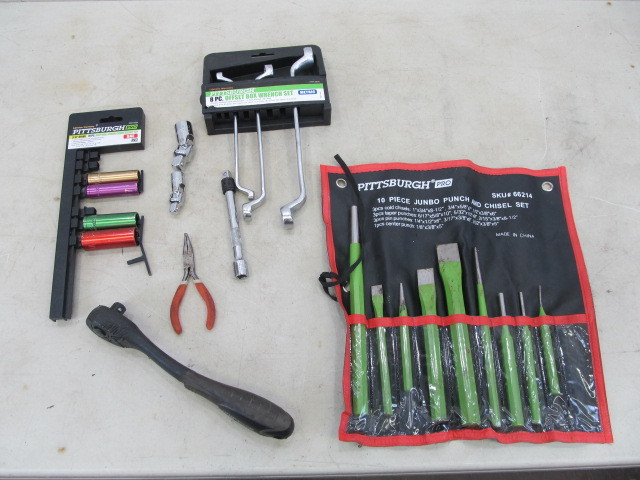 lot 52 image: Lot of PITTSBURGH Tools Chisels Etc.