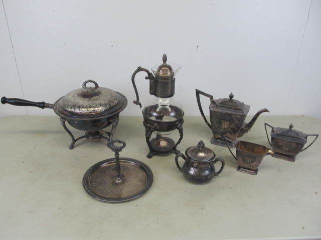 lot 59 image: Nice Lot of Antique Silver Plated Items