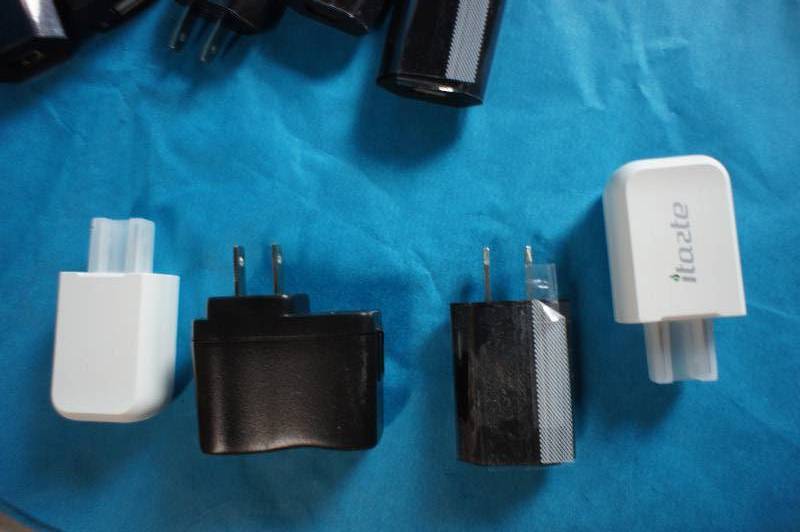 LOT OF 88- AC ADAPTORCHARGERS