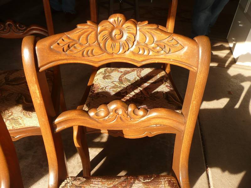 lot 7 image: Four Vintage Wood Chairs - Nice Condition - See Pictures