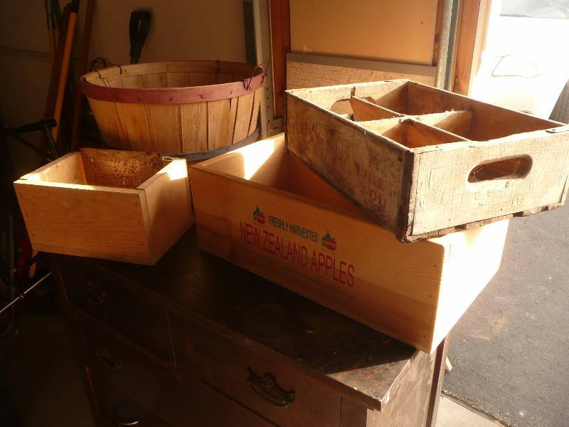 lot 12 image: AntiqueVintage Wood Crates - See Pictures - Nice Group