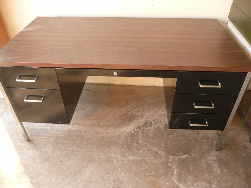 lot 28 image: Vintage Metal Military Desk - Approx 60wide 30high 30deep