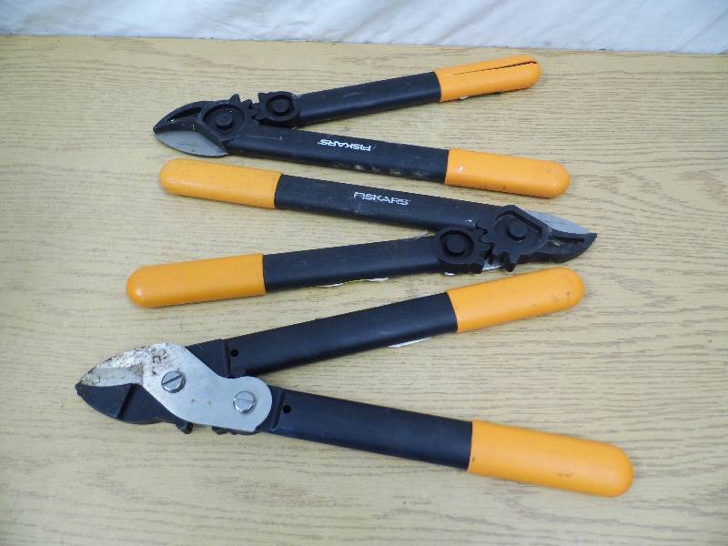 3 Piece Store Return Fiskars Garden Tool