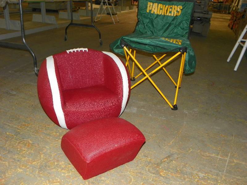 Packers folding lawn chair, Football chair and footstool