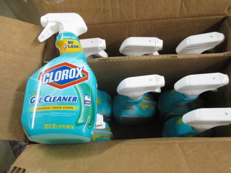 lot 22 image: 9-30oz spray bottles of clorox gel ...