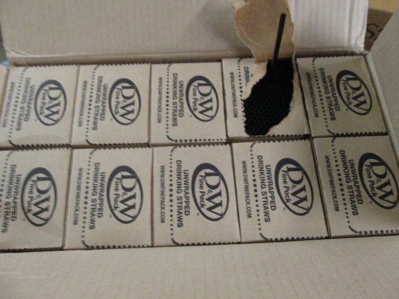 lot 25 image: 1 case of jumbo unwrapped drinking ...