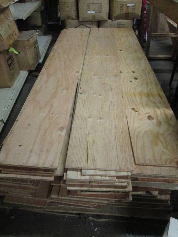 lot 334 image: lot of plwood strips that are diffr...