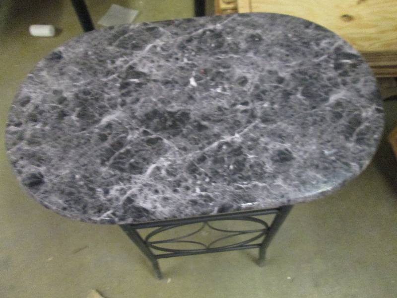 lot 372 image: small table ...