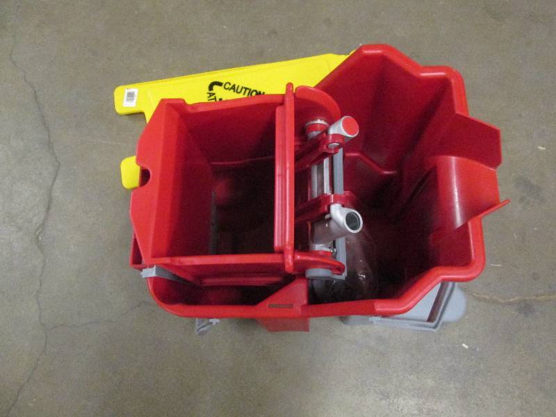 lot 39 image: 1 new restroom floor pack  smart co...