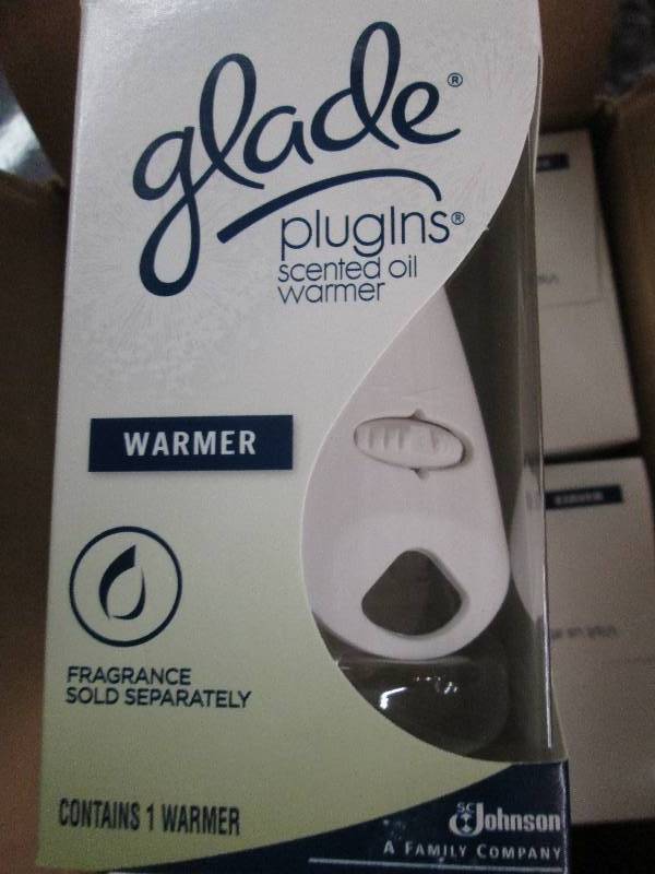 lot 102 image: 1 case of 6 glade plugin warmers no...