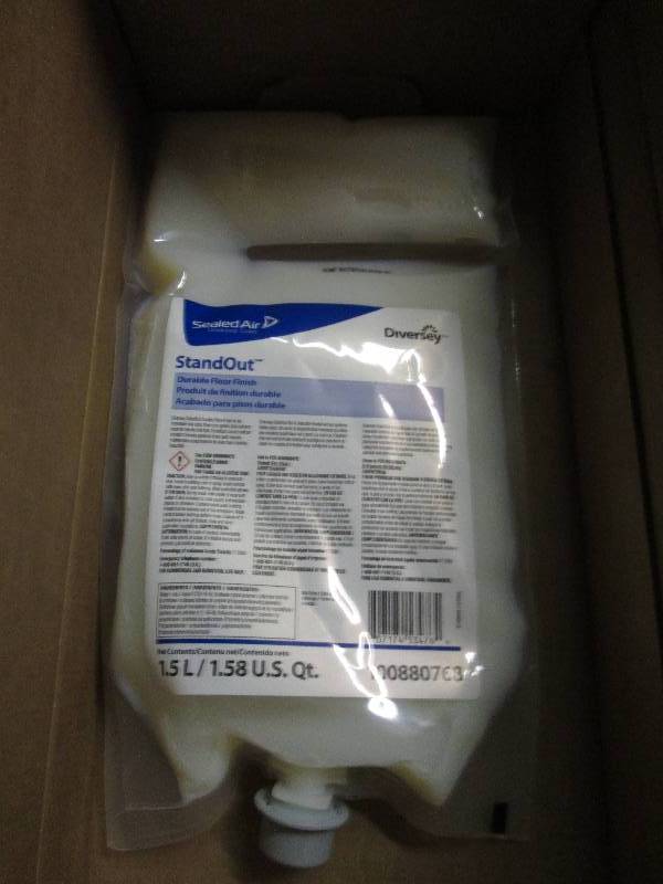 lot 165 image: 1 case of 4x1L standout durable flo...