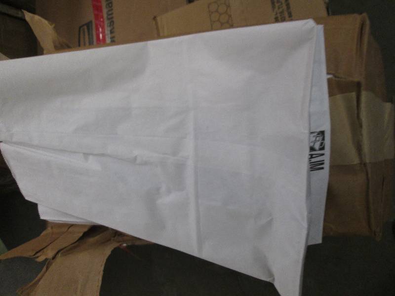 lot 207 image: 1 case of bleached 16# grocery bags...