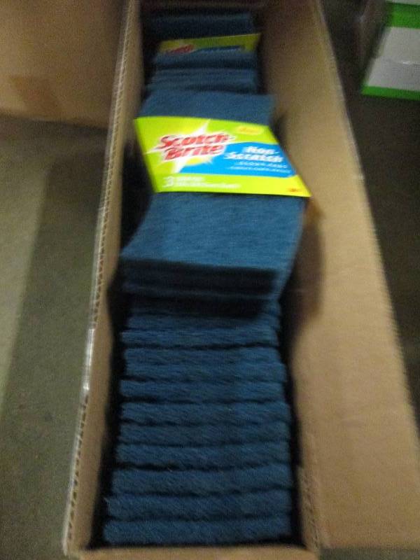 lot 217 image: 143 packs of non-scratching scotch...