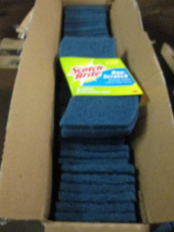 lot 233 image: 143 packs of non-scratching scotch...