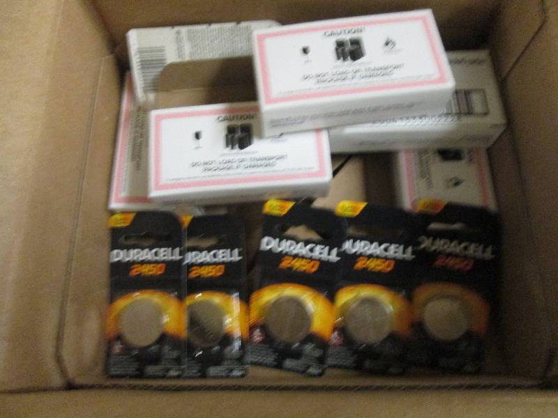 lot 253 image: 6 boxes of duracell 2450 6 per box ...