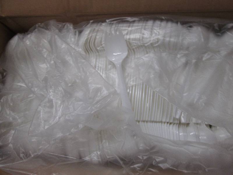 lot 262 image: 1 case of dixie sporks 1000pcs ...