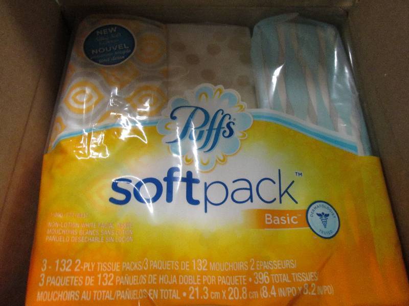 lot 279 image: 1 case of puffs soft pack basic 33...