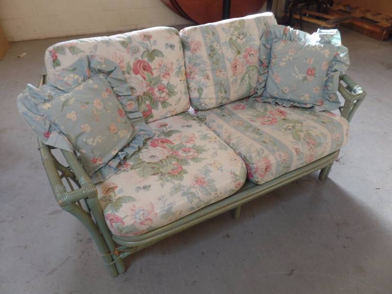 Rattan Love Seat