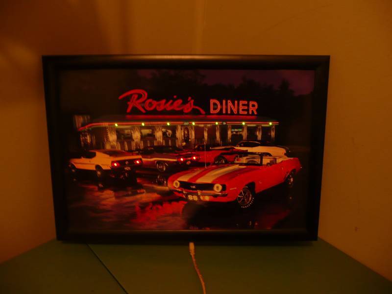 lot 21 image: Vintage Rosies Diner Lighted Sign - Approx 20wide 14high