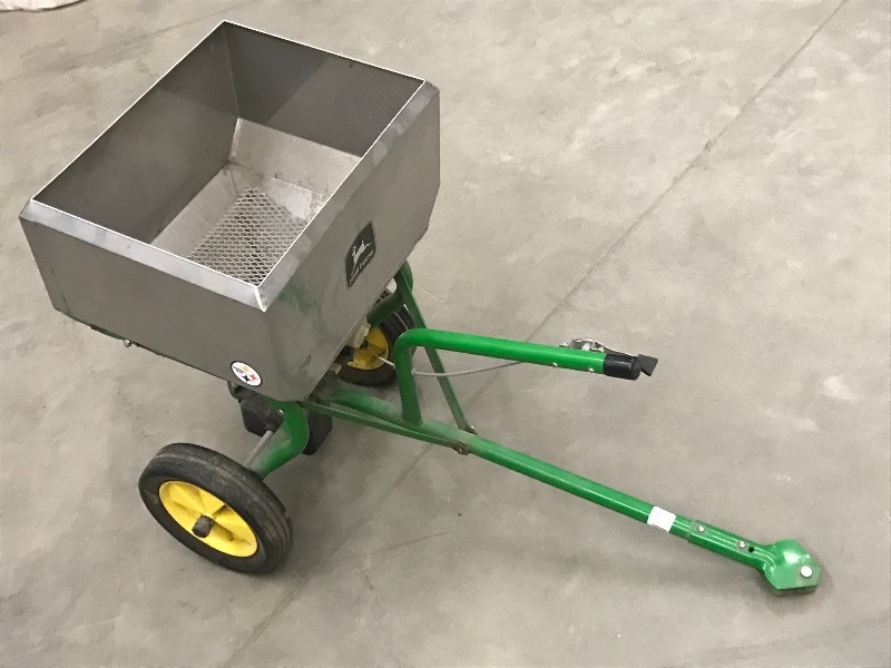 Fertilizer Spreader