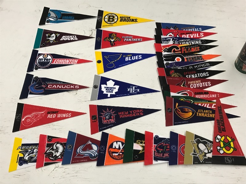 Lot Of Assorted 9 Sports Banners ...