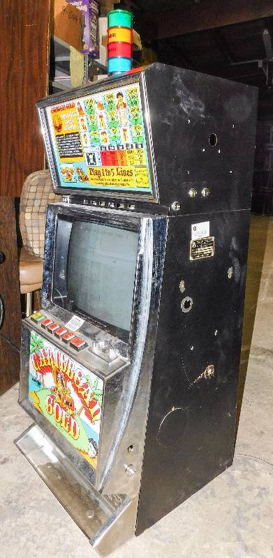 lot 1011 image: ARISTOCRAT CARIBBEAN GOLD VIDEO SLOT MACHINE - HANDYMAN SPECIAL