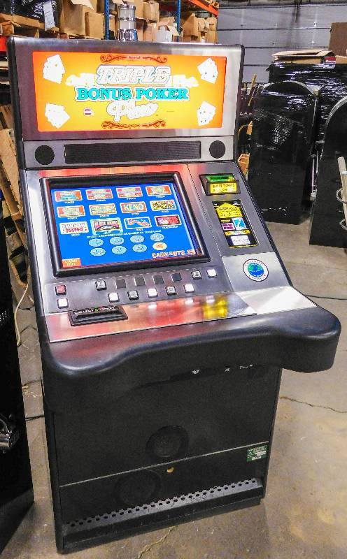 play free video poker slot machines