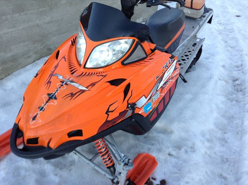 2007 Arctic Cat Snowmobile
