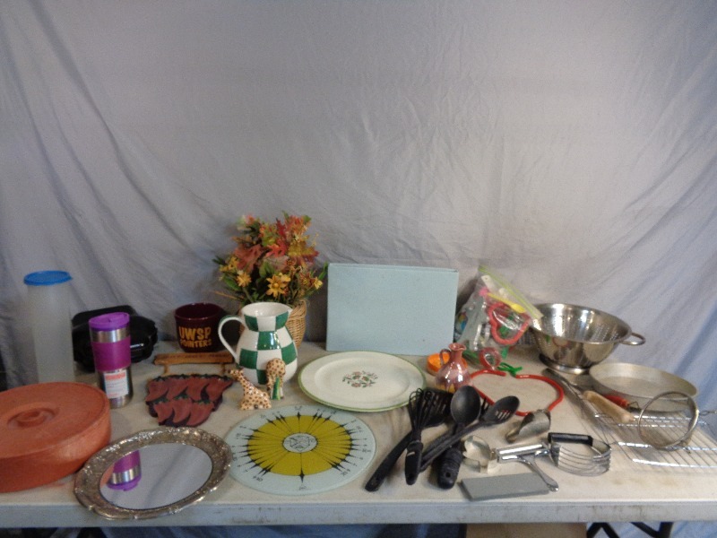 lot 73 image: Mirrored Silver Platter, Salt and Pepper, and More