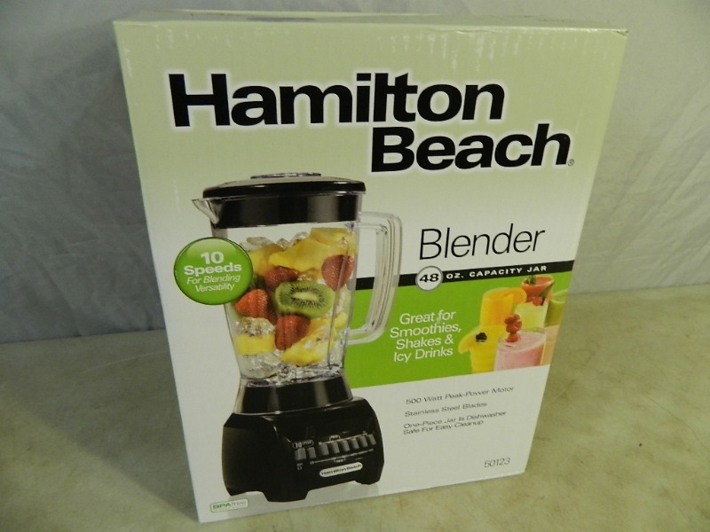 lot 8 image: New Hamilton Beach Blender