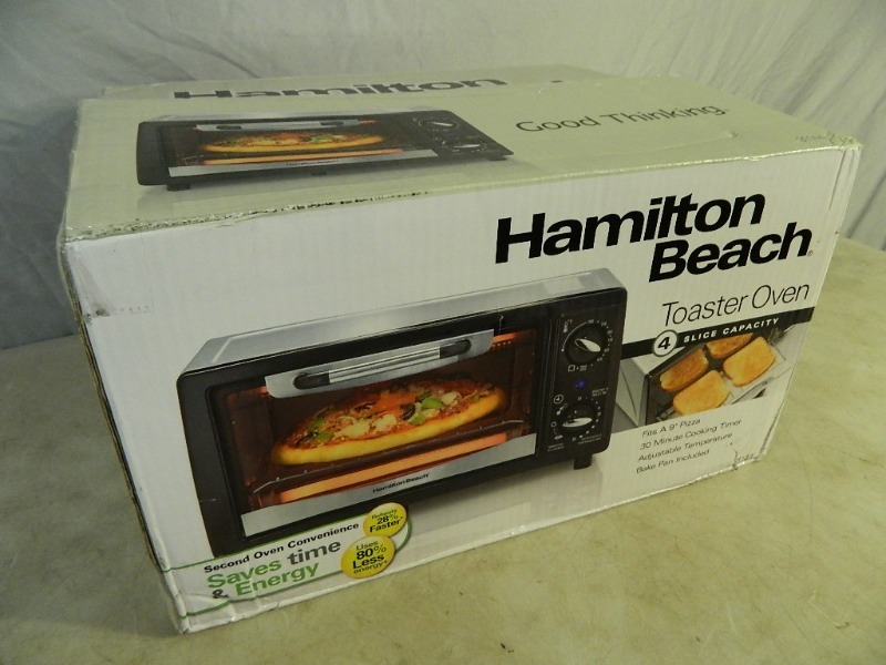 lot 12 image: New Hamilton Beach Toaster Oven