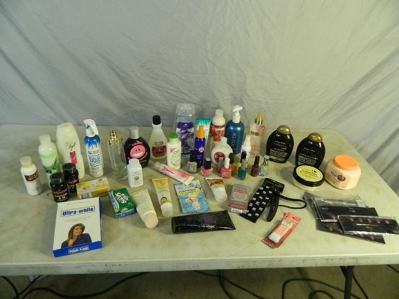 lot 22 image: Personal Products
