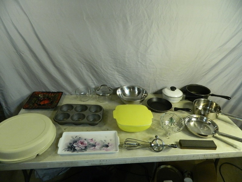 lot 72 image: Club Cookware, Wolfgang Puck Pans, and More