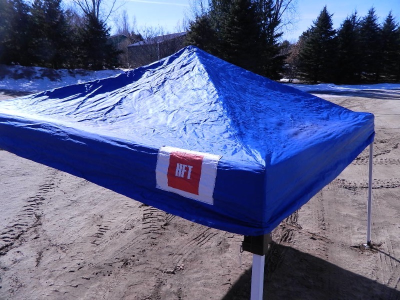 lot 51 image: Pop Up Canopy