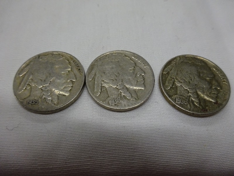 3 Buffalo mickles