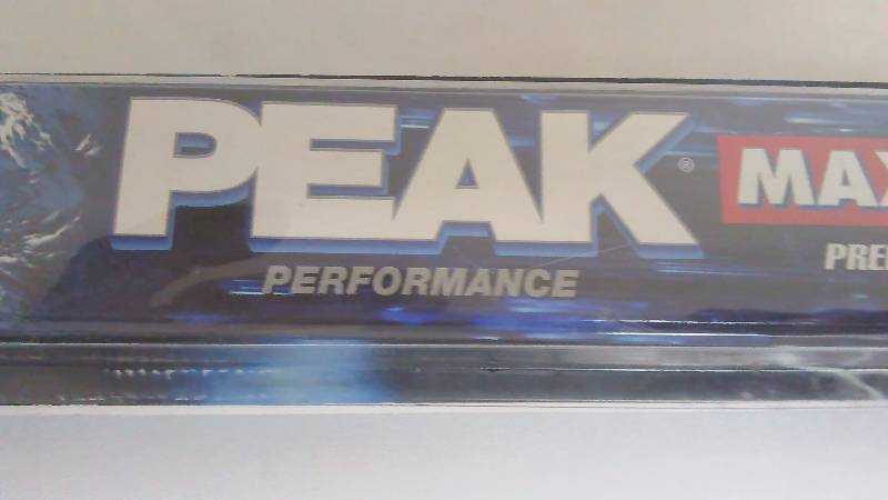 lot 100 image: Peak Max Vision 16 in. Wiper Blades (1 pr)