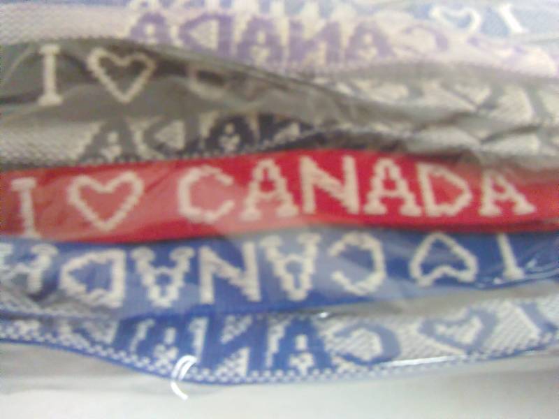 lot 213 image: I Love Canada Lanyard Key Chains (12)
