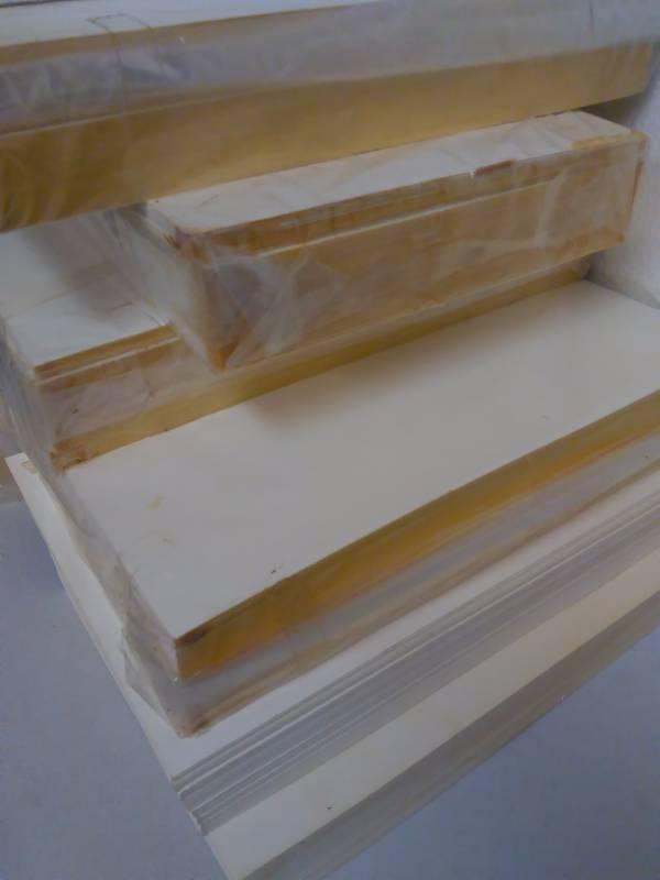 lot 287 image: Writing Linen Paper Tablets (12) measures 6.5 x9.5