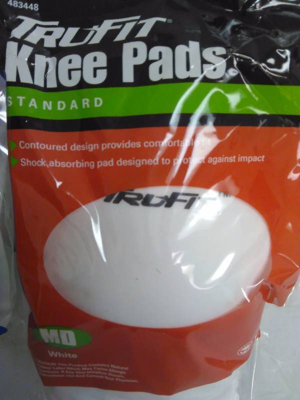 lot 333 image: Knee Pads (2 pr.)