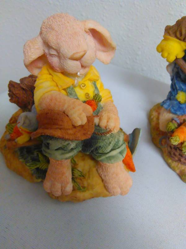 lot 525 image: Resin Easter Figurines (6) See Pictures for full detail