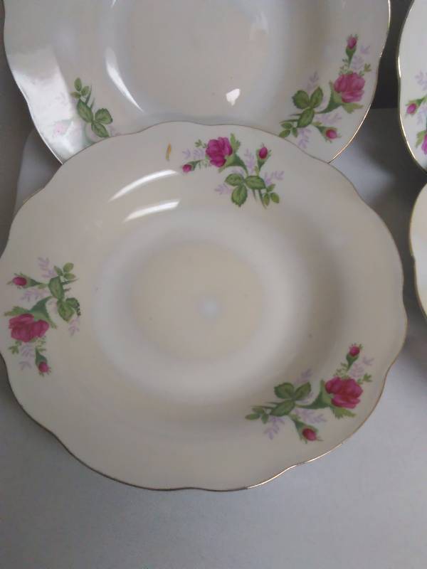 lot 541 image: Bowl, Floral Pink Rose (6)
