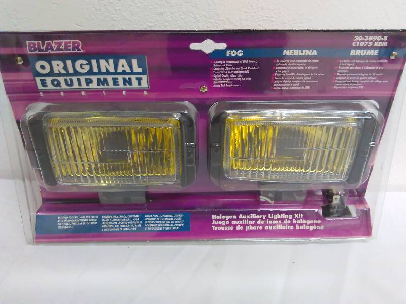 lot 53 image: Fog Lamps by Blazer (2)