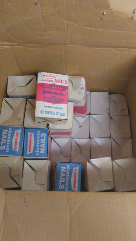 lot 173 image: Aluminum Nails, twin thread with washer by Home Shield, 100 nails per box (38 boxes)