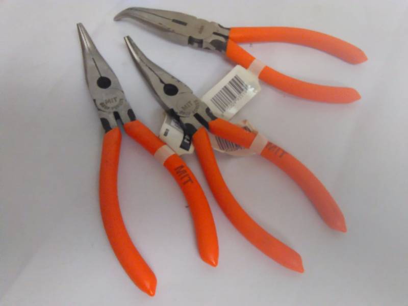 lot 148 image: 8 Inch Bent Nose Pliers (3)