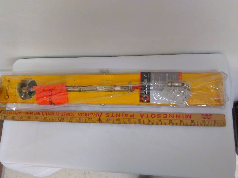 lot 8 image: Celsius Elite Wooden Tip-up